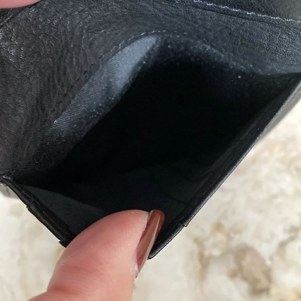 Wilsons Leather Bi-Fold Wallet - Picture 10 of 12